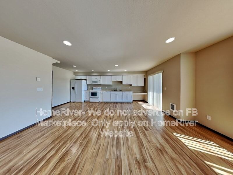 831 S Avalon St - Photo 2 of 24