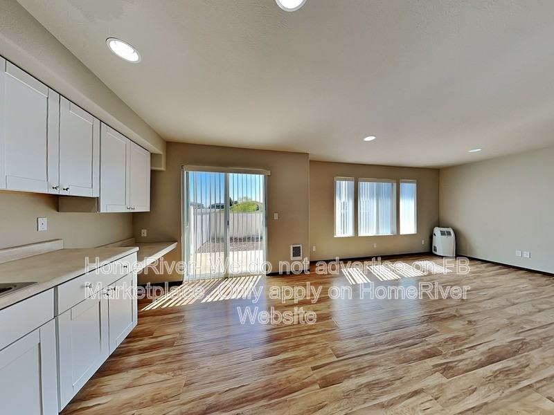 831 S Avalon St - Photo 7 of 24