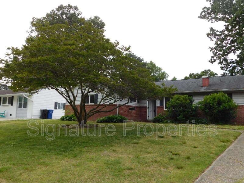 13420 Crest Cir - Photo 3 of 22