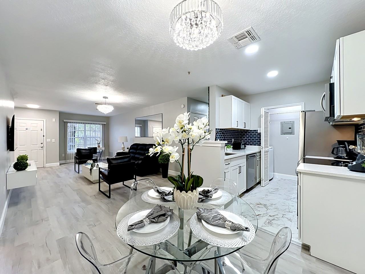 4356 South Kirkman Road #509 - Photo 5 of 25