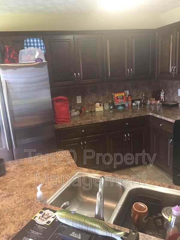 18 Hillside Dr - Photo 6 of 26