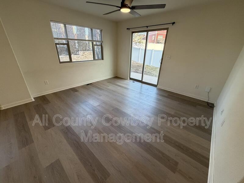 6962 Wild Bill Ct - Photo 3 of 18
