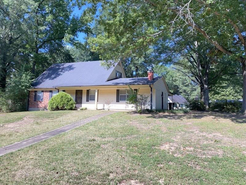 2739 N Star Dr - Photo 2 of 33