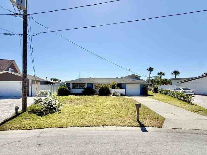 8026 Brighton Dr - Photo 2 of 50
