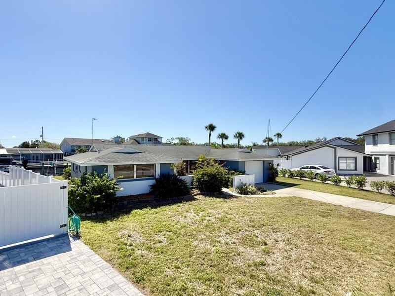 8026 Brighton Dr - Photo 6 of 50