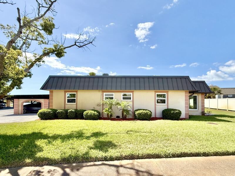 4411 Rustic Dr - Photo 3 of 50