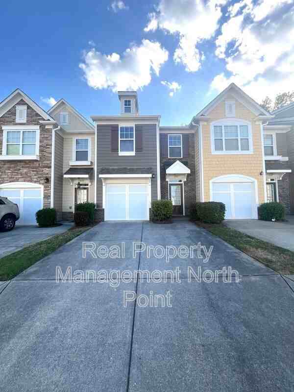 2031 Lakeshore Overlook Dr Nw - Photo 2 of 33