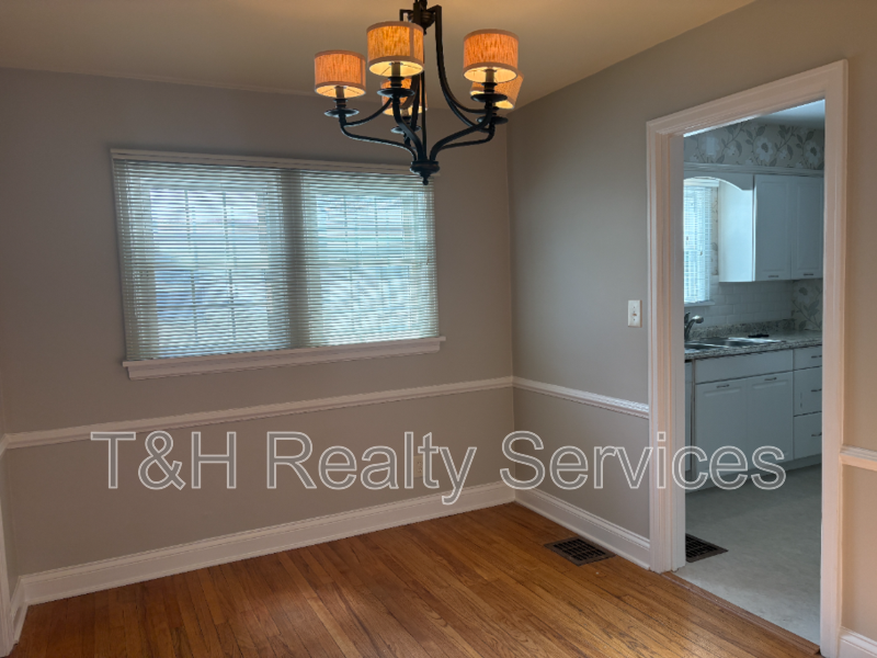 5946 Haverford Ave - Photo 4 of 25