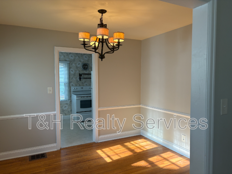 5946 Haverford Ave - Photo 5 of 25