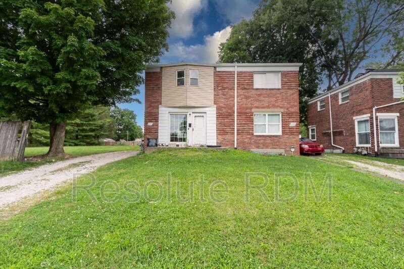 201 S Emerson Ave - Photo 2 of 27