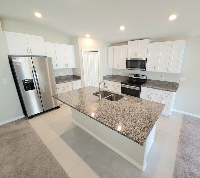 13079 Sw 43rd Avenue Rd - Photo 2 of 14