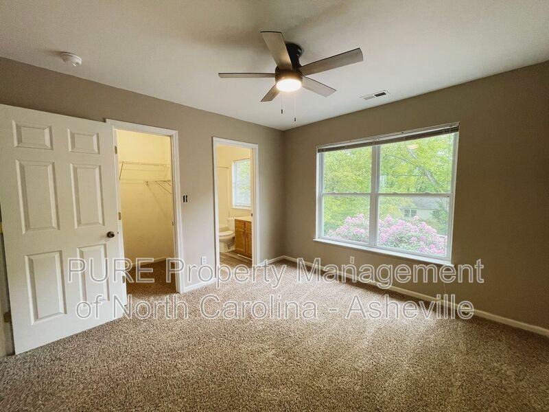 16 Evergreen Ave #B - Photo 7 of 23