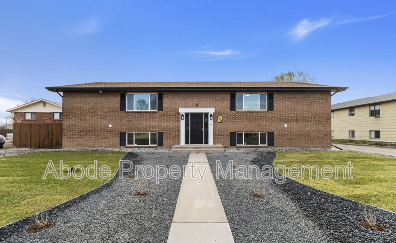 138 Glenda Dr #2
