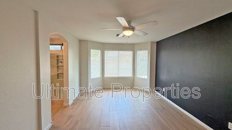 8811 W Hammond Ln - Photo 6 of 11