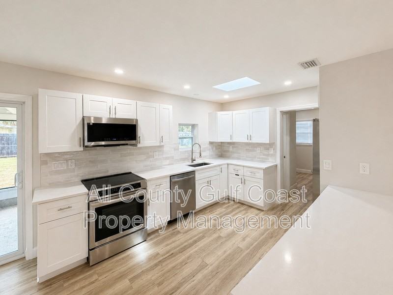 219 Glen Oak Rd - Photo 4 of 12
