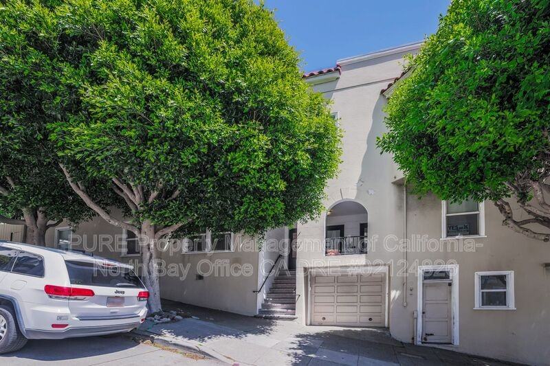 1808 Leavenworth St - Photo 2 of 17