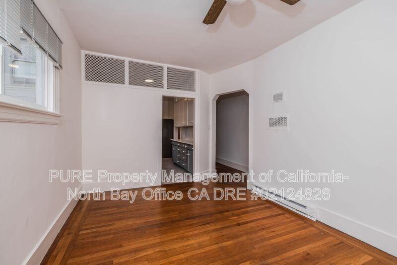 1808 Leavenworth St - Photo 5 of 17