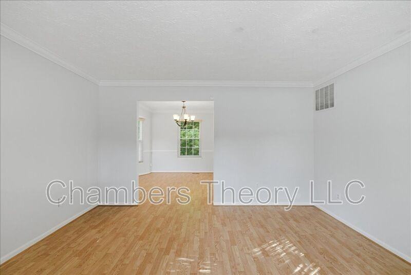 3438 Austin Ct - Photo 4 of 41