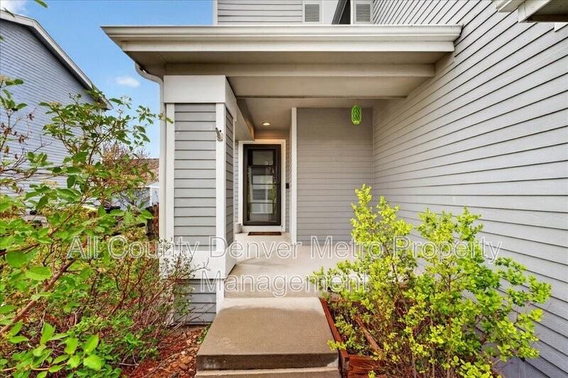 9611 Elk Mountain Cir - Photo 2 of 26