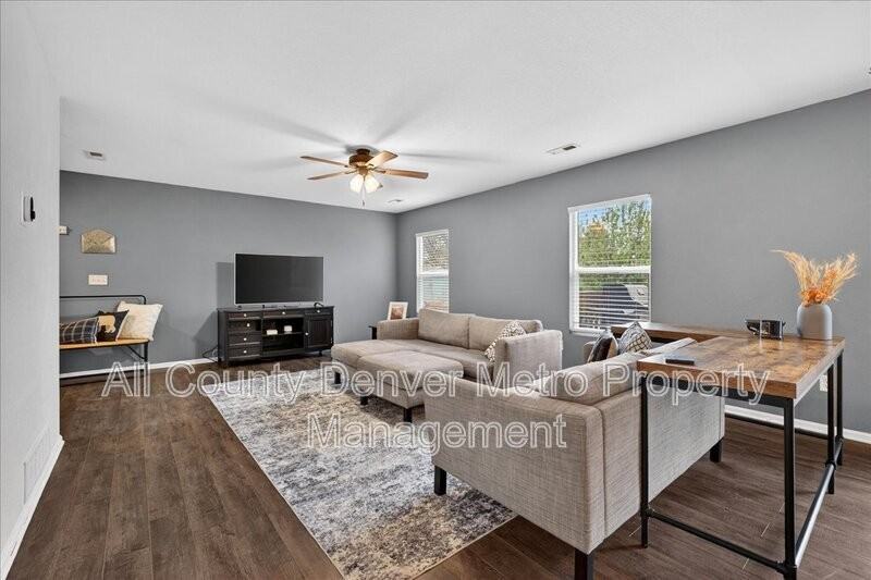 9611 Elk Mountain Cir - Photo 6 of 26