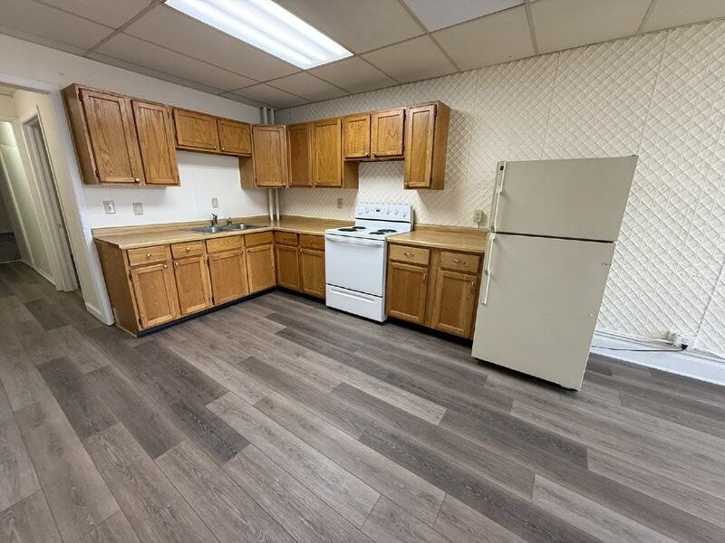 121 N High St - Photo 5 of 21