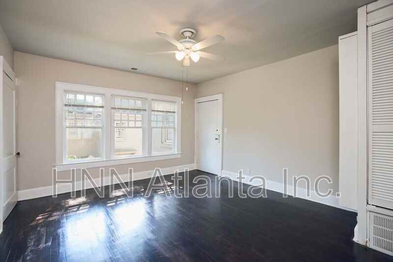 439 N Highland Ave Ne #18 - Photo 3 of 9