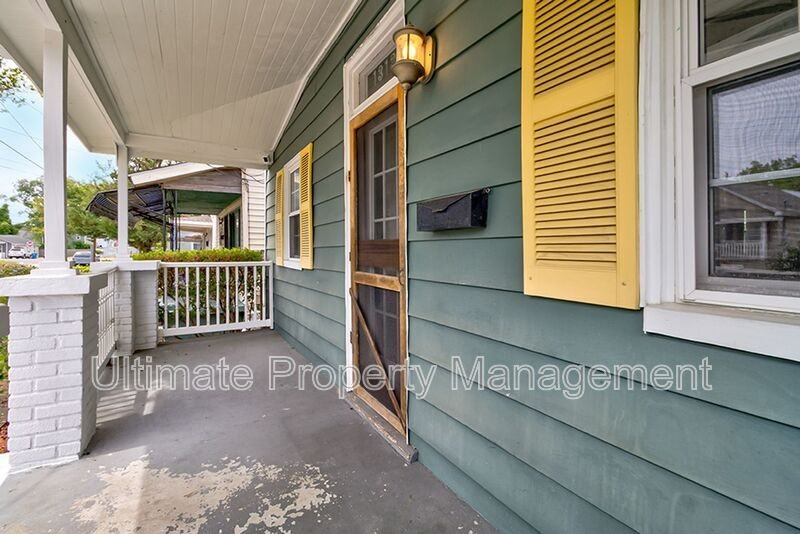 1313 Glenn St - Photo 4 of 19