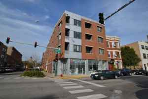 featured image of 1354 W Augusta Blvd #201