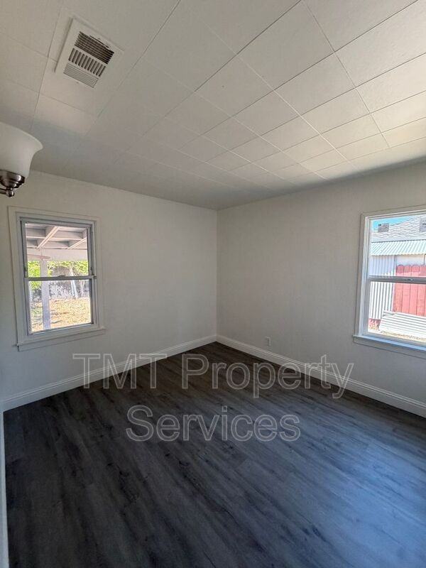 2623 Ensenada Way - Photo 4 of 10