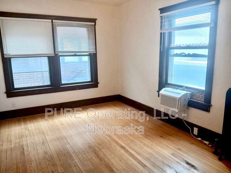 120 N 6th St #L - Photo 6 of 23