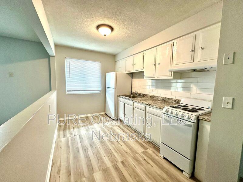 4420 S 25th St #6 - Photo 4 of 14