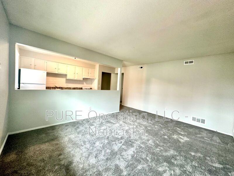 4420 S 25th St #6 - Photo 6 of 14