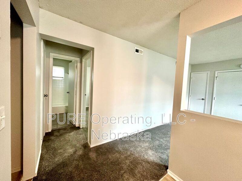 4420 S 25th St #6 - Photo 7 of 14