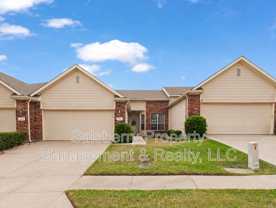 252 Heritage Hill Dr - Photo 1 of 1