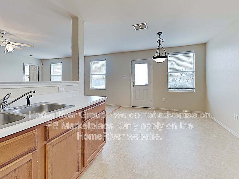 2800 Crockett Pl - Photo 7 of 20