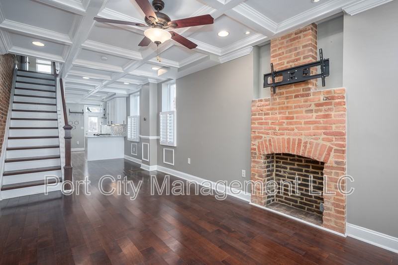 3301 Fleet St - Photo 6 of 30