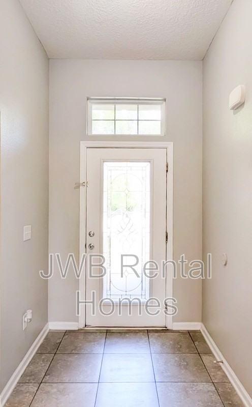 1329 Nochaway Dr - Photo 6 of 33
