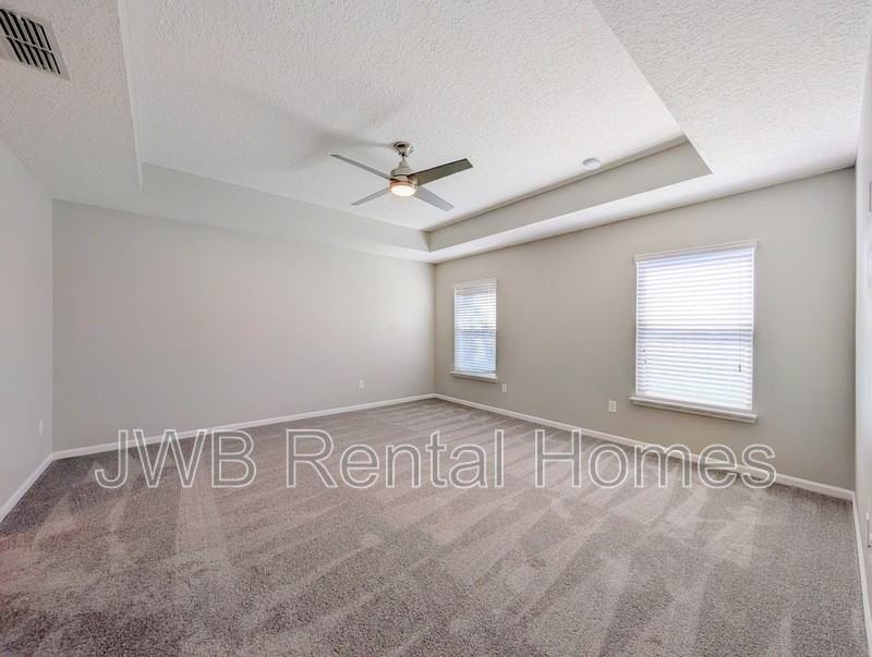 1329 Nochaway Dr - Photo 7 of 33