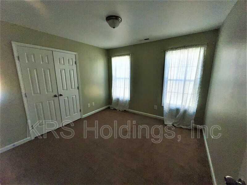 8164 Rolling Glenn Dr - Photo 7 of 17