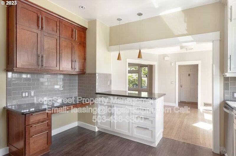 22 S Lowell St - Photo 4 of 26