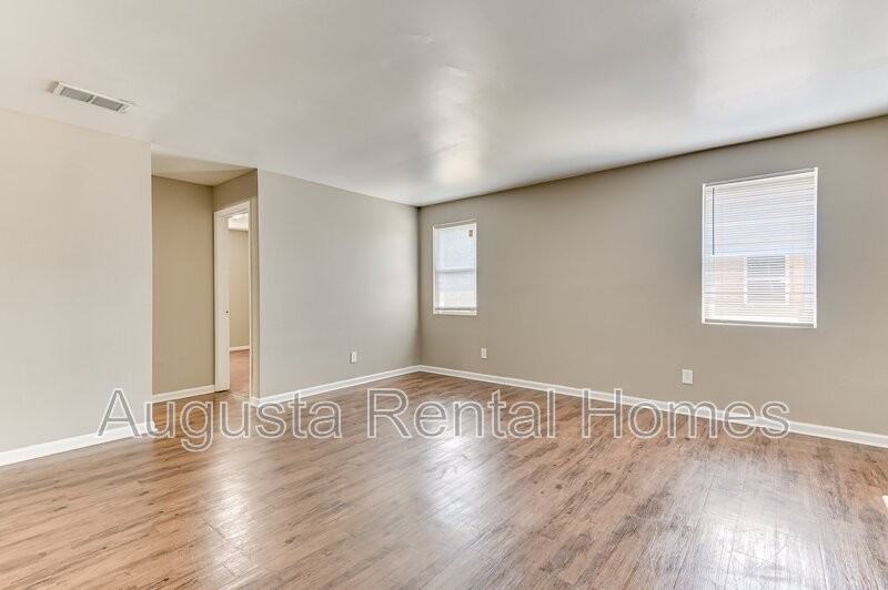 3043 Old Powderhouse Rd - Photo 4 of 16