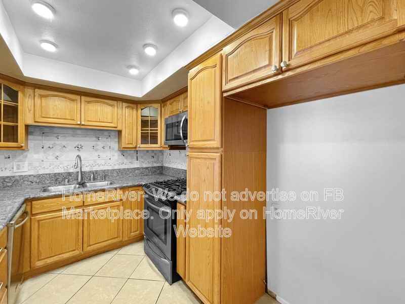 5291 Colodny Dr #22 - Photo 3 of 21