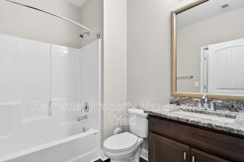 4604 Skyview Trl - Photo 6 of 50