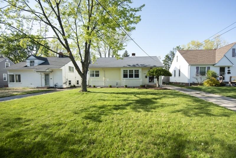 10780 Woodview Blvd - Photo 6 of 10