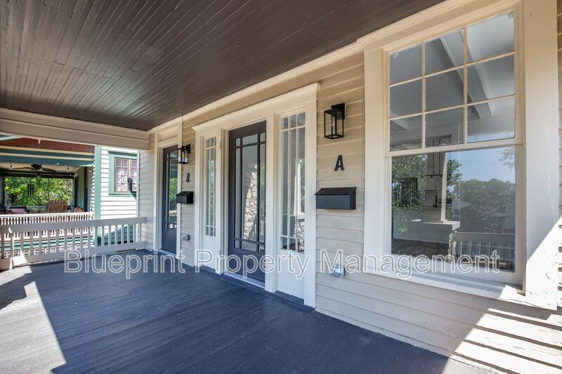 1003 28th Pl S #A - Photo 2 of 18
