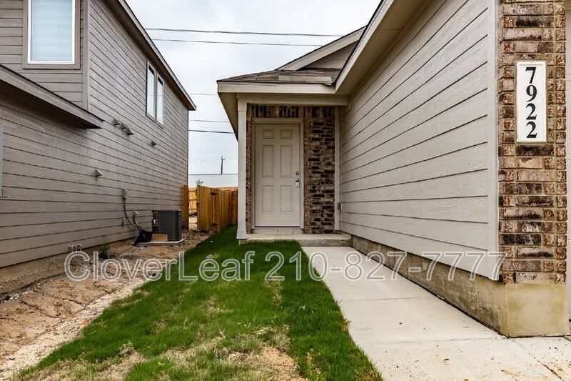 7922 Biggio Ln - Photo 3 of 30