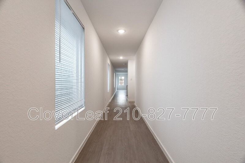 7922 Biggio Ln - Photo 7 of 30