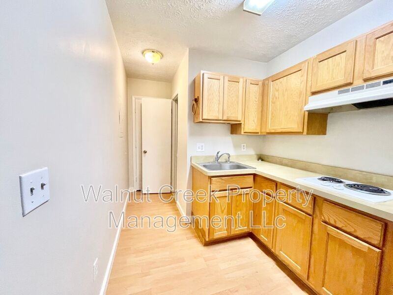 4461 Oberlin Ave #A - Photo 7 of 11