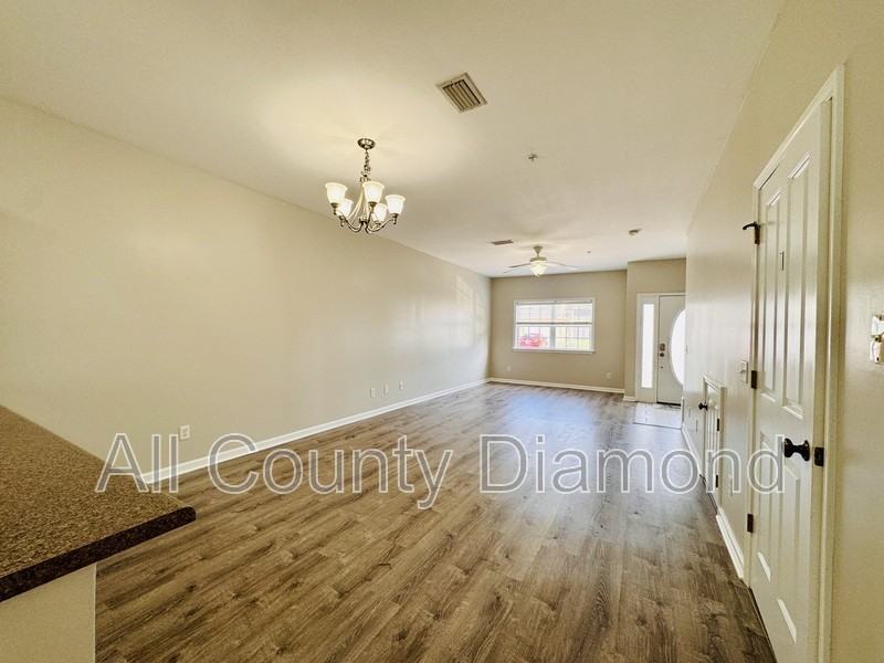 1846 Annabellas Dr - Photo 3 of 22