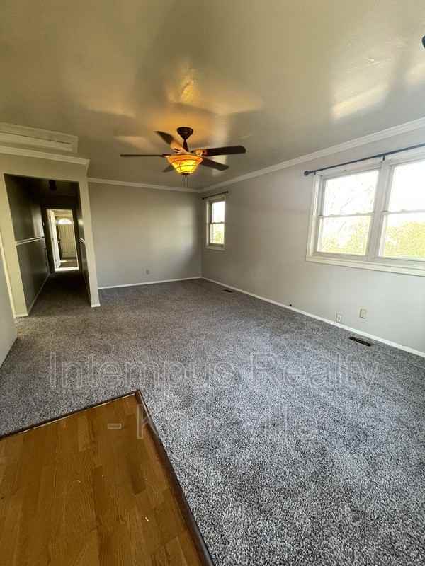 280 S Benedict Ave - Photo 2 of 29